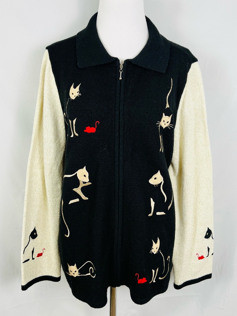 Vintage Cat Kitten Cardigan with Cream Sleeves